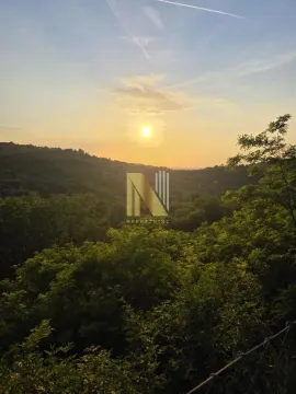 Pogled na prirodu i zalazak sunca sa nekretnine. - image 4