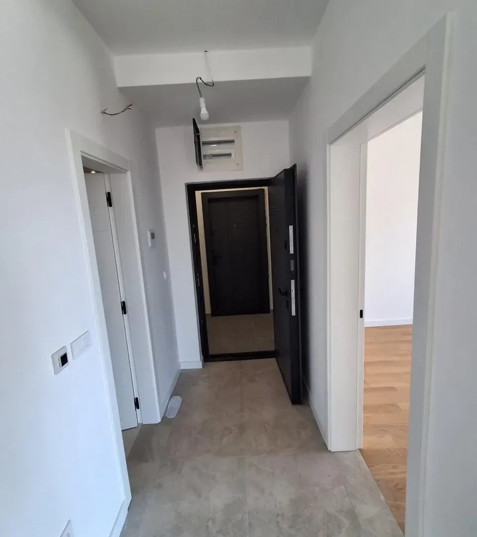 Prodaja, dvosoban stan, 82m², Centar, Bar