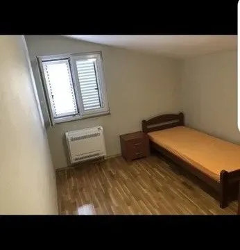 Rent, house, 200m², Stari Aerodrom, Podgorica - image 8