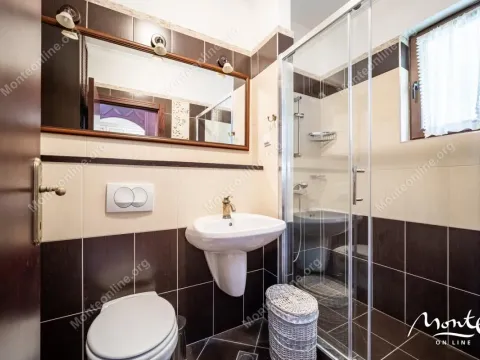 Sale, two bedroom apartment, 92m², Kostanjica, Kotor - image 21