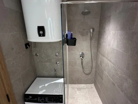 Izdavanje, jednosoban stan, 41m², Zagorič, Podgorica - image 7