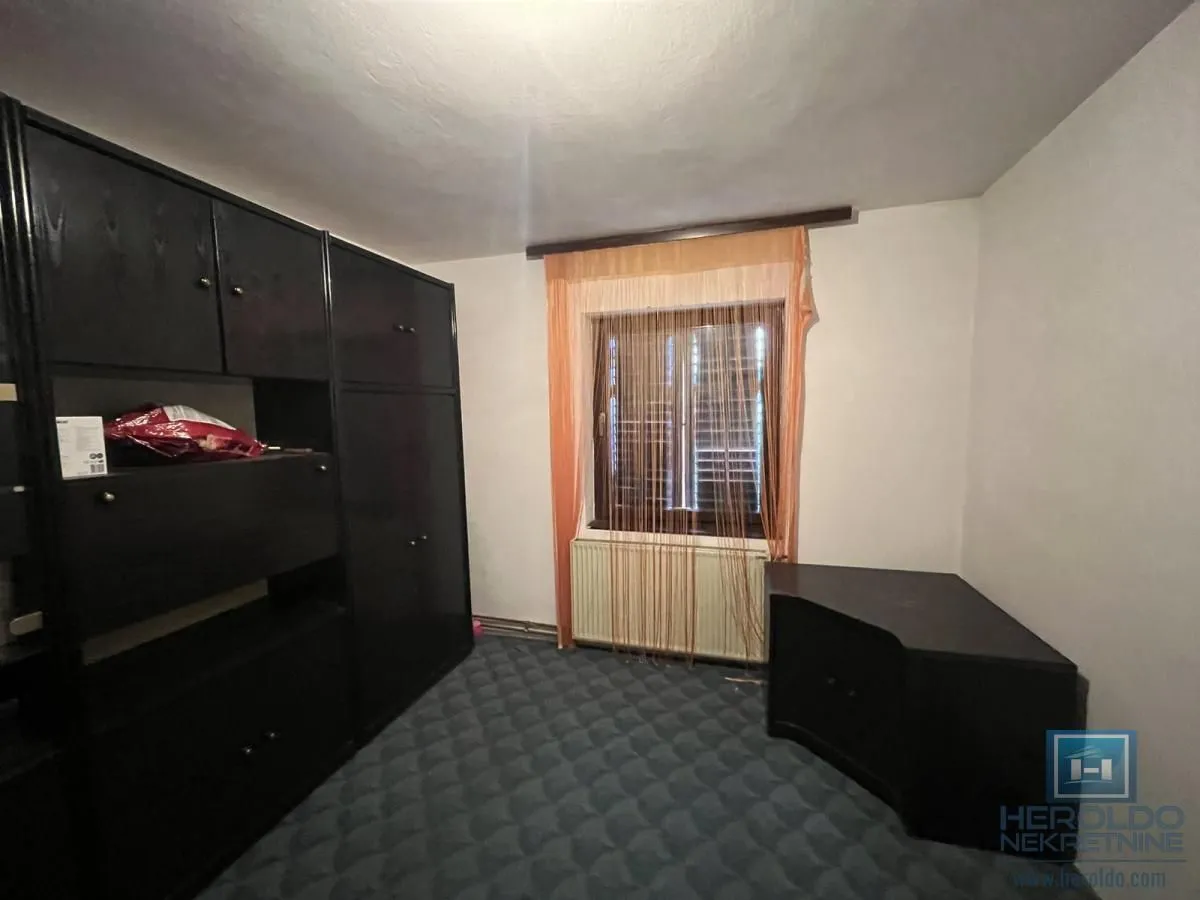 Prodaja, kuća, 353m², Budžino brdo, Jagodina