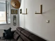 Izdavanje, jednosoban stan, 44m², Socijalno, Novi Sad Sve Podlokacije - image 1