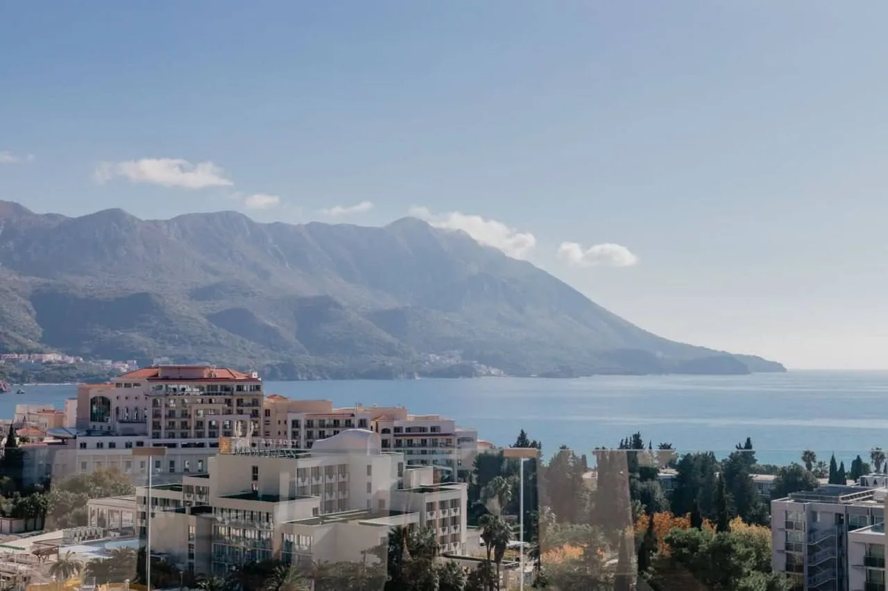 Prodaja, dvosoban stan, 58m², Bečići, Budva
