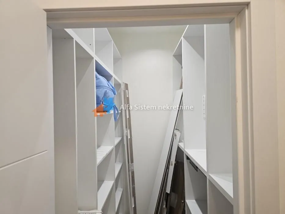 Izdavanje, dvosoban stan, 60m², Stari Grad, Beograd