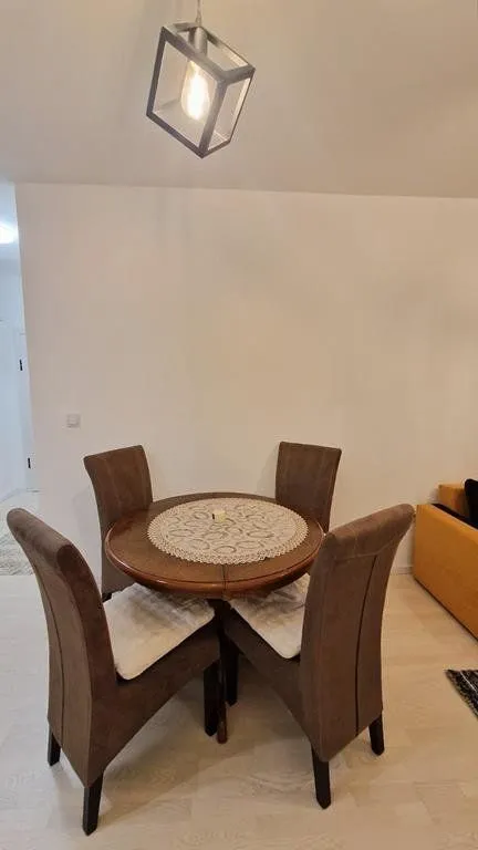 Izdavanje, jednosoban stan, 47m², Podgorica, Crna Gora