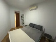 Izdavanje, jednosoban stan, 55m², Centar, Podgorica - image 9