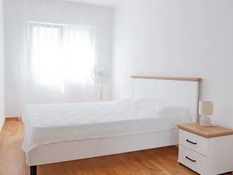 Sale, one bedroom apartment, 46m², Podkošljun, Budva - image 5