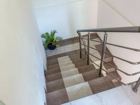 Prodaja, kuća, 700m², Lastva Grbaljska, Kotor - image 32