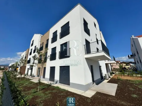 Izdavanje, jednosoban stan, 52m², Zabjelo, Podgorica - image 9