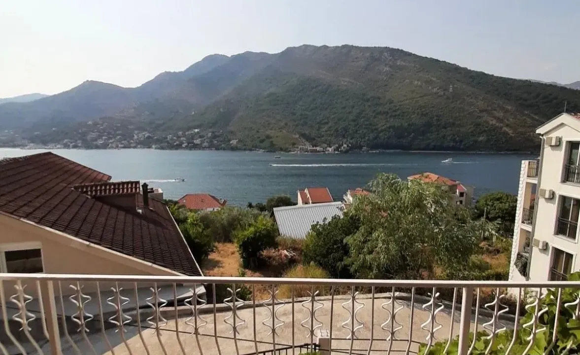 Sale, house, 156m², Lepetani, Tivat