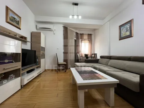 Prodaja, jednosoban stan, 41m², Stari Aerodrom, Podgorica - image 2