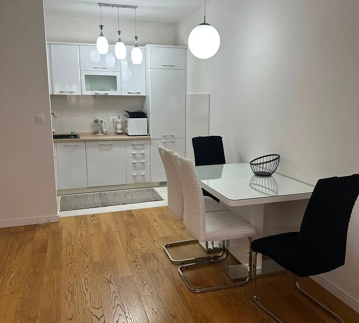 Rent, one bedroom apartment, 50m², Central Point, Podgorica