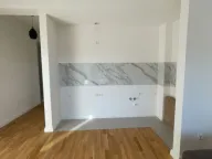 Prodaja, jednosoban stan, 47m², Centar, Ulcinj - image 9