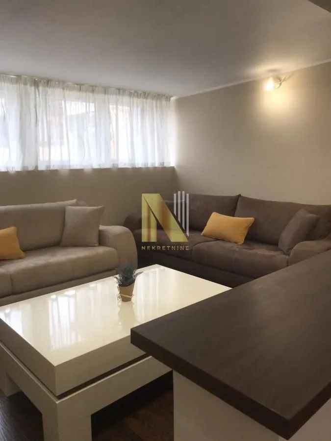 Prodaja, stan, 130m², Grbavica, Novi Sad Sve Podlokacije