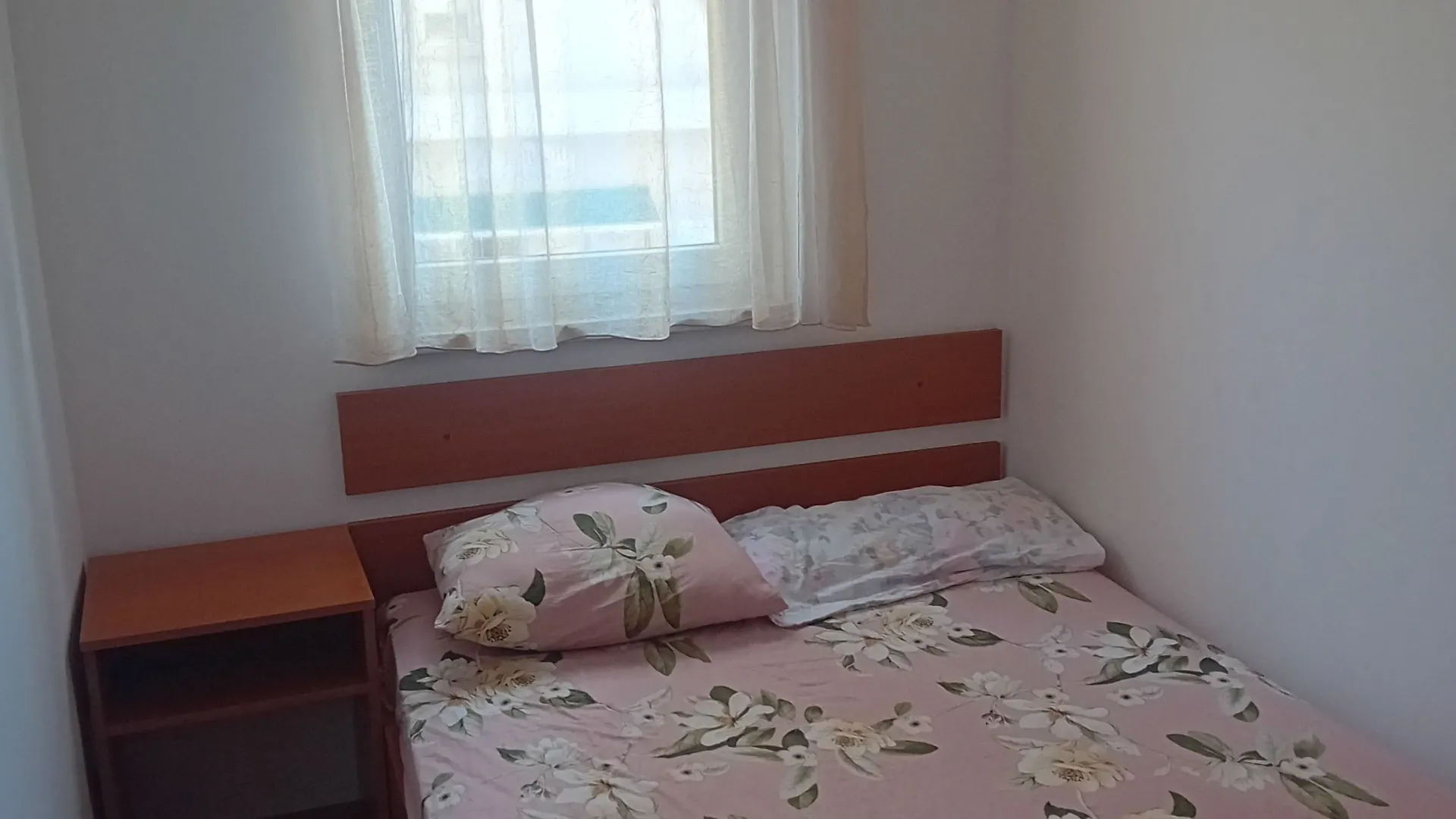 Daily-rent, one bedroom apartment, 30m², Centar, Bar