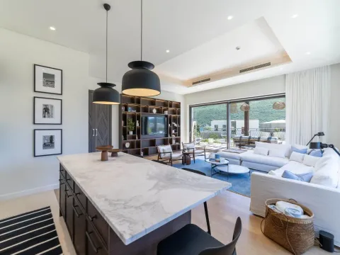 Sale, three bedroom apartment, 188m², Portonovi, Herceg Novi - image 9