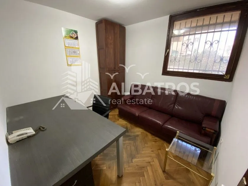 Sale, office space, 110m², Centar, Bar