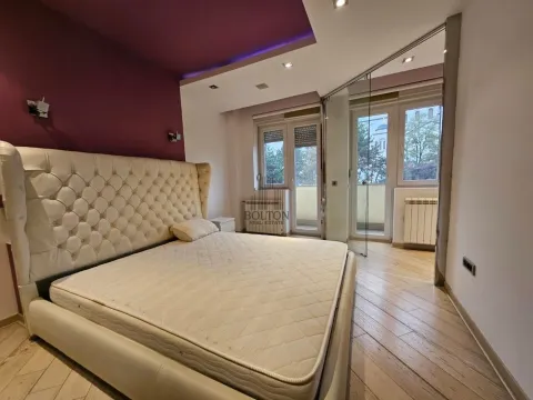 Rent, two bedroom apartment, 73m², Vračar, Šid - image 7