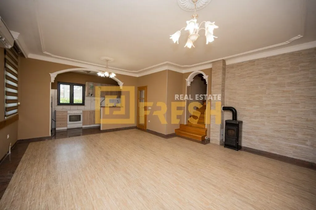 Rent, house, 150m², Gornja Gorica, Podgorica
