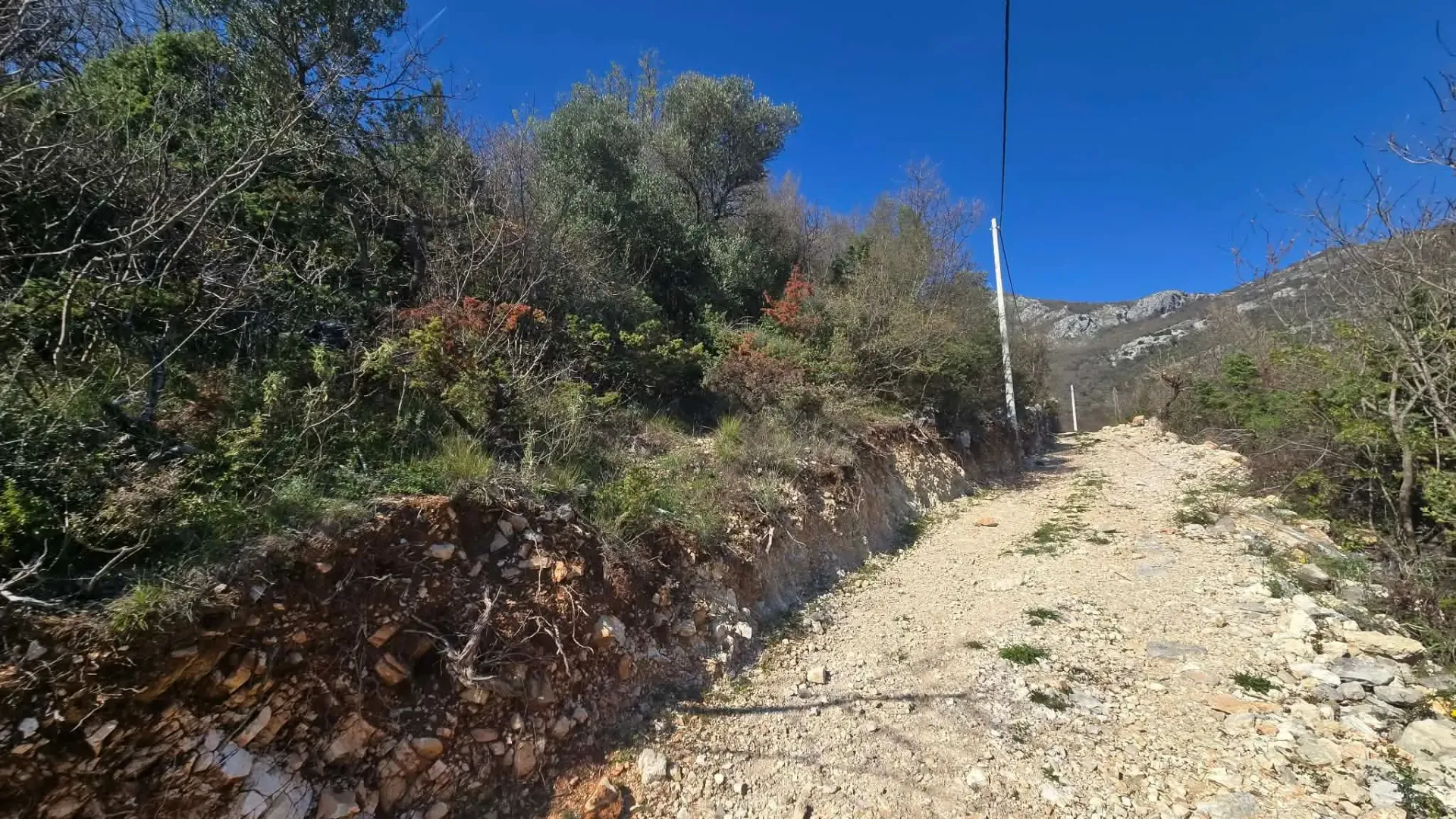 Prodaja, plac, 2061m², Šušanj, Bar