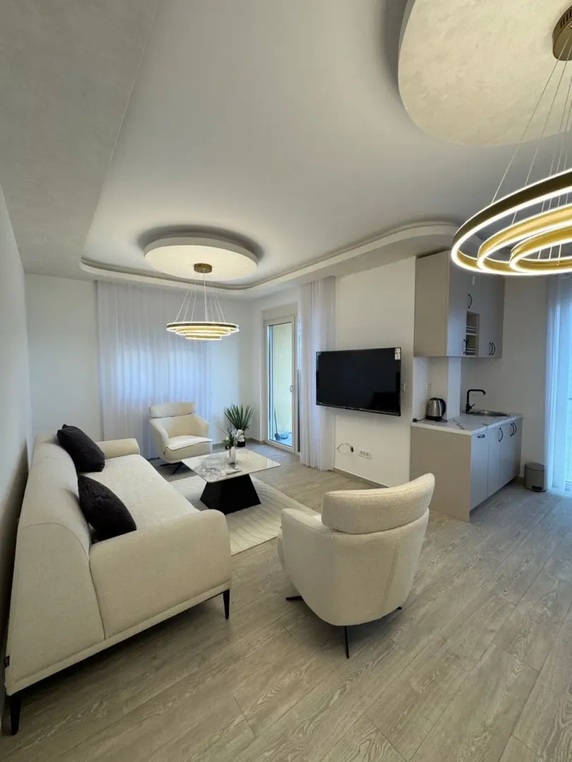 Prodaja, dvosoban stan, 74m², Bečići, Budva