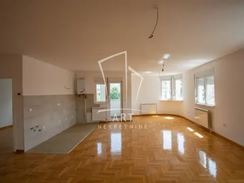 Prodaja, četvorosoban stan, 101m², Voždovac Sve Podlokacije, Beograd - image 8
