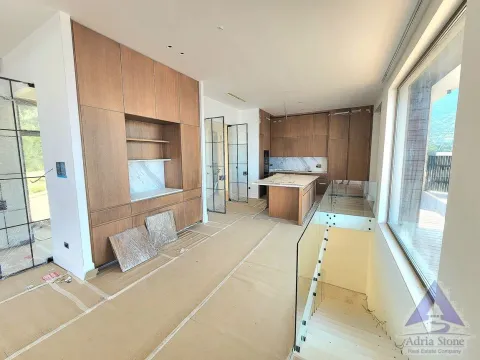 Prodaja, kuća, 473m², Kamenovo, Budva - image 10