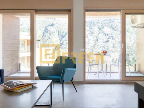 Prodaja, jednosoban stan, 73m², Kotor, Crna Gora - image 2