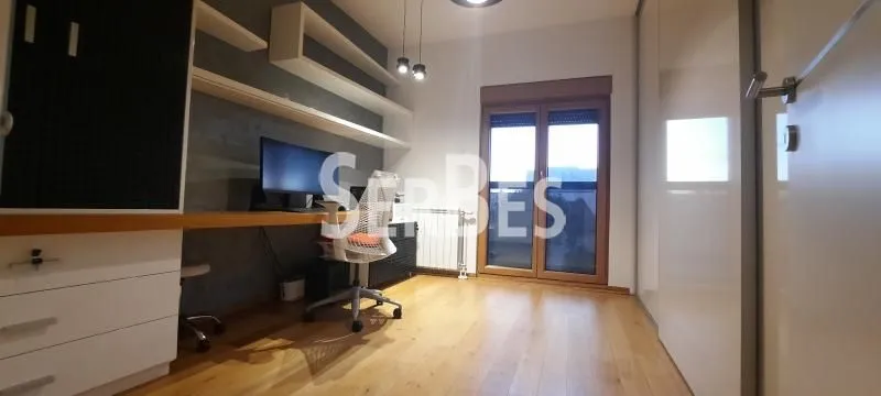 Prodaja, četvorosoban stan, 132m², Novi Sad Sve Podlokacije, Novi Sad