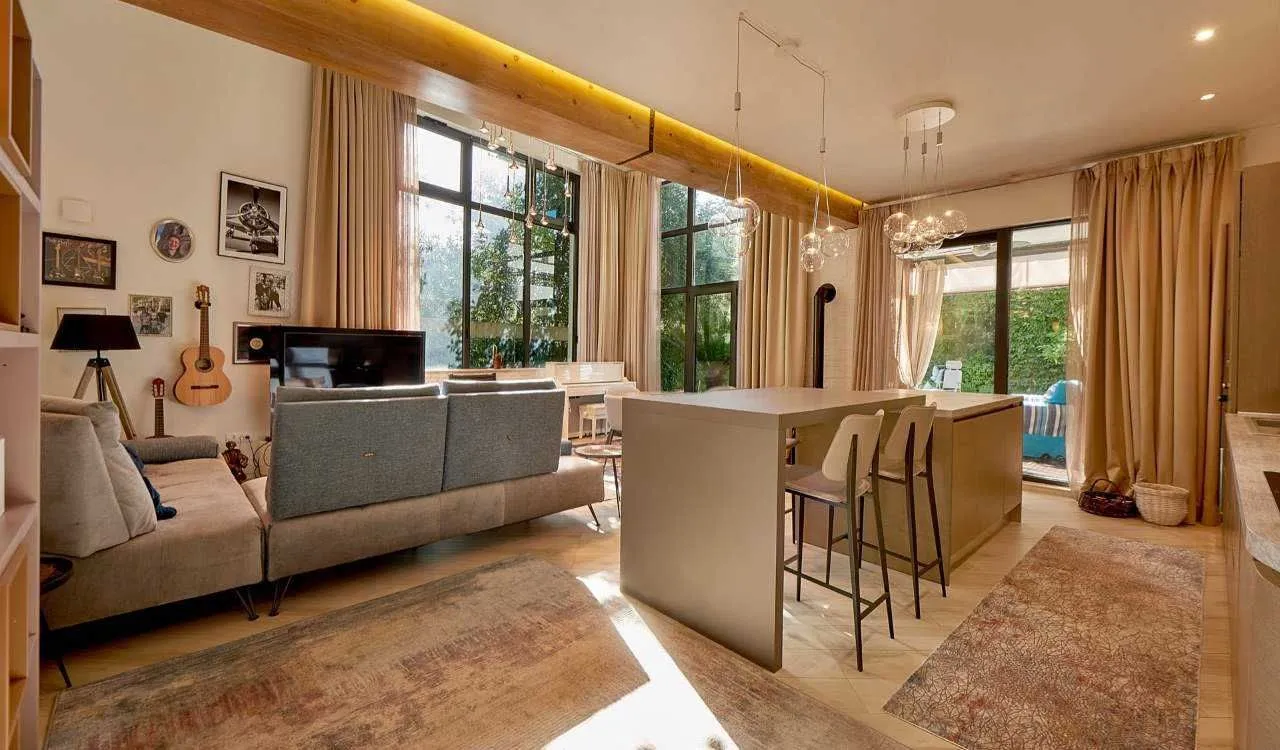 Sale, house, 292m², Podmaine, Budva