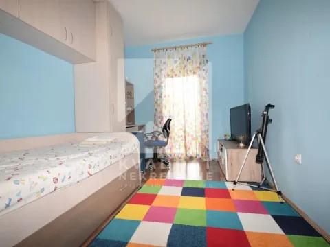 Sale, house, 220m², Donji Kokoti, Podgorica - image 6