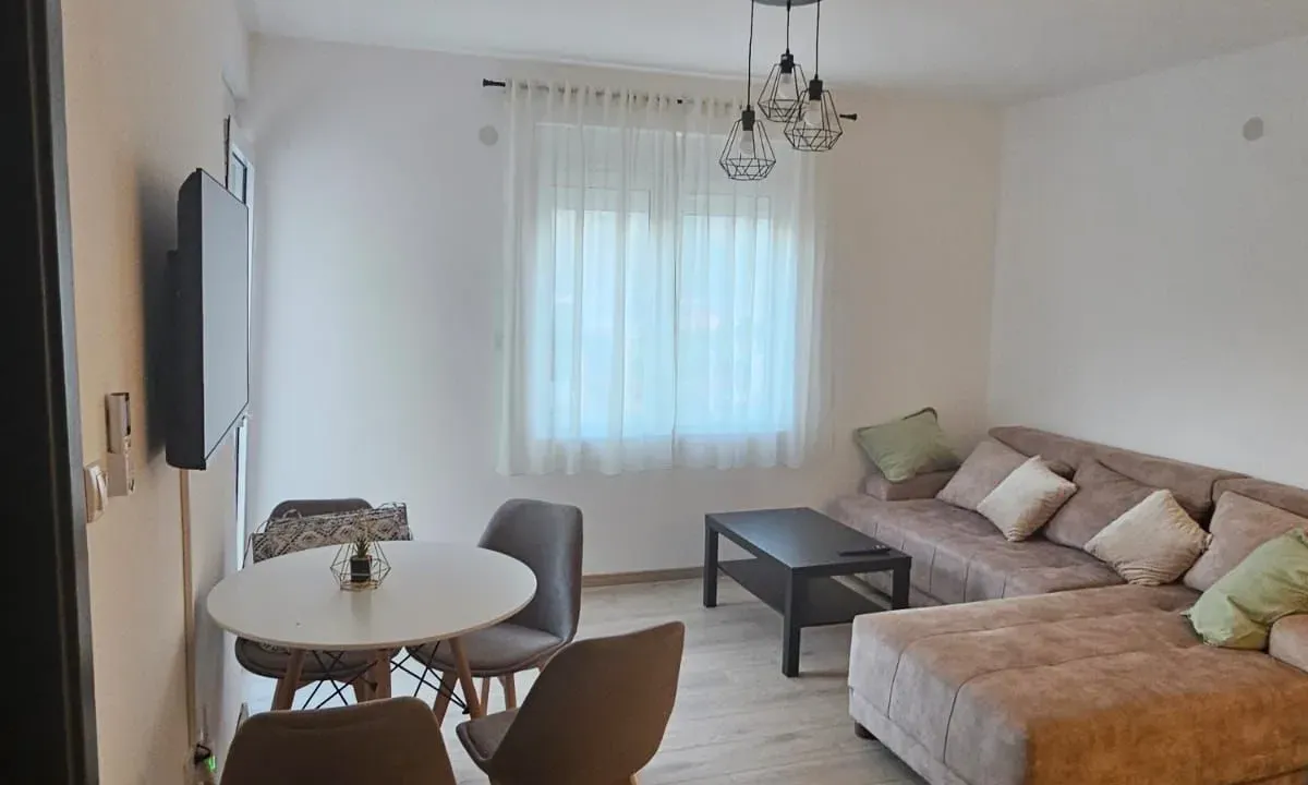 Rent, one bedroom apartment, 45m², Đenovići, Herceg Novi