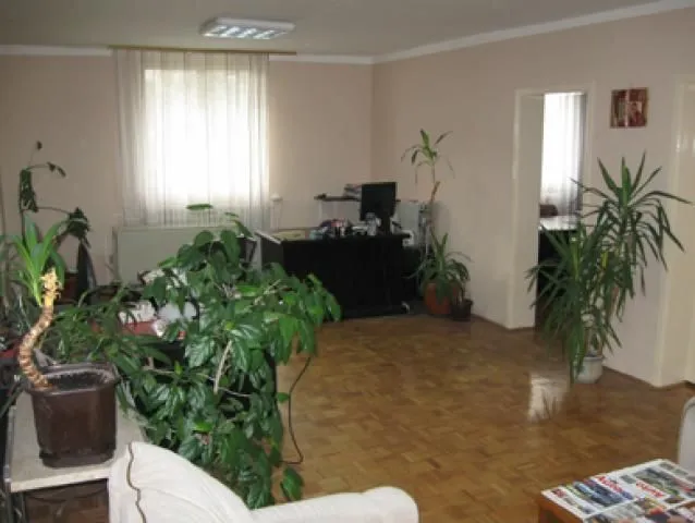Rent, office space, 600m², Palilula Sve Podlokacije, Beograd