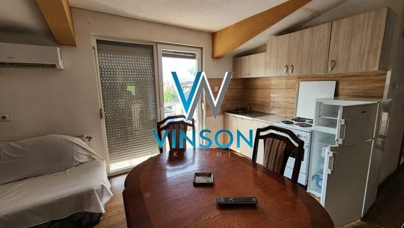 Izdavanje, trosoban stan, 100m², Petrovaradin, Novi Sad