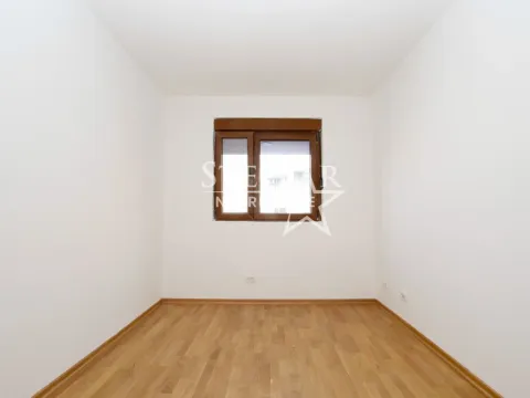 Izdavanje, dvosoban stan, 57m², Stari Aerodrom, Podgorica - image 6