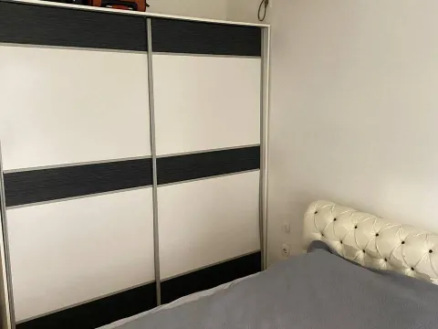 Rent, one bedroom apartment, 50m², Budva, Crna Gora - image 4