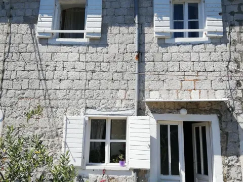 Prodaja, kuća, 54m², Kotor, Crna Gora - image 6