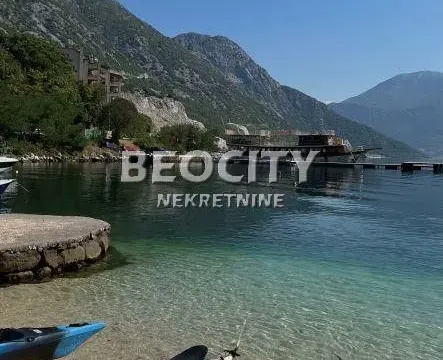 Prodaja, trosoban stan, 50m², Morinj, Kotor - image 4