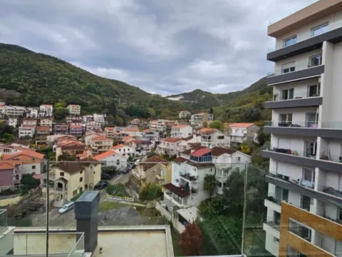 Izdavanje, jednosoban stan, Budva, Crna Gora - image 2