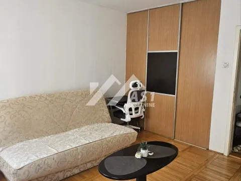 Rent, one bedroom apartment, 30m², Rotkvarija, Novi Sad Sve Podlokacije - image 2