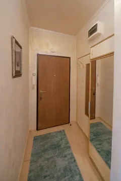 Rent, one bedroom apartment, 44m², Preko Morače, Podgorica - image 2