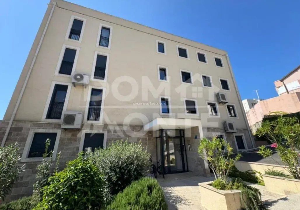 Prodaja, dvosoban stan, 76m², Kava, Tivat