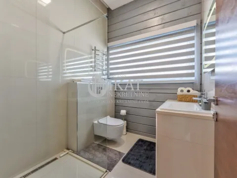 Prodaja, kuća, 152m², Zlatibor, Srbija - image 11