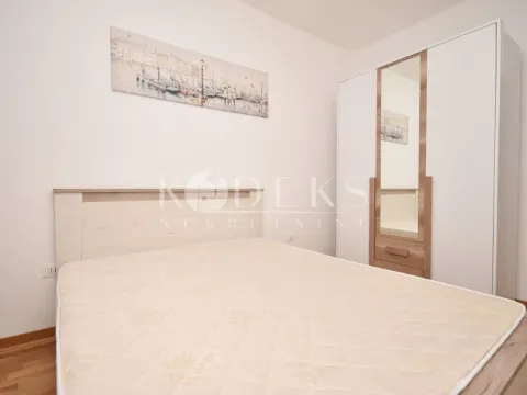 Rent, one bedroom apartment, 42m², City Kej, Podgorica - image 5