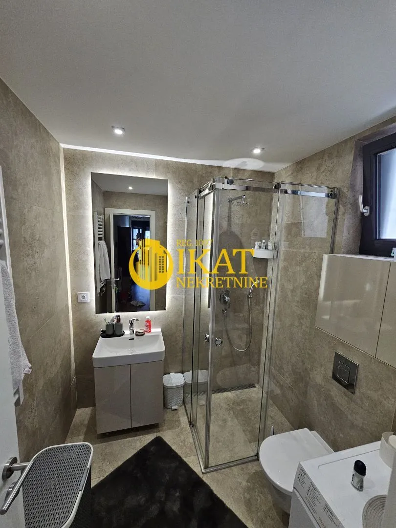 Sale, one bedroom apartment, 40m², Stari Grad, Beograd
