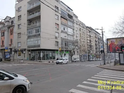 Izdavanje, poslovni prostor, 200m², Slavija, Vračar Sve Podlokacije - image 4