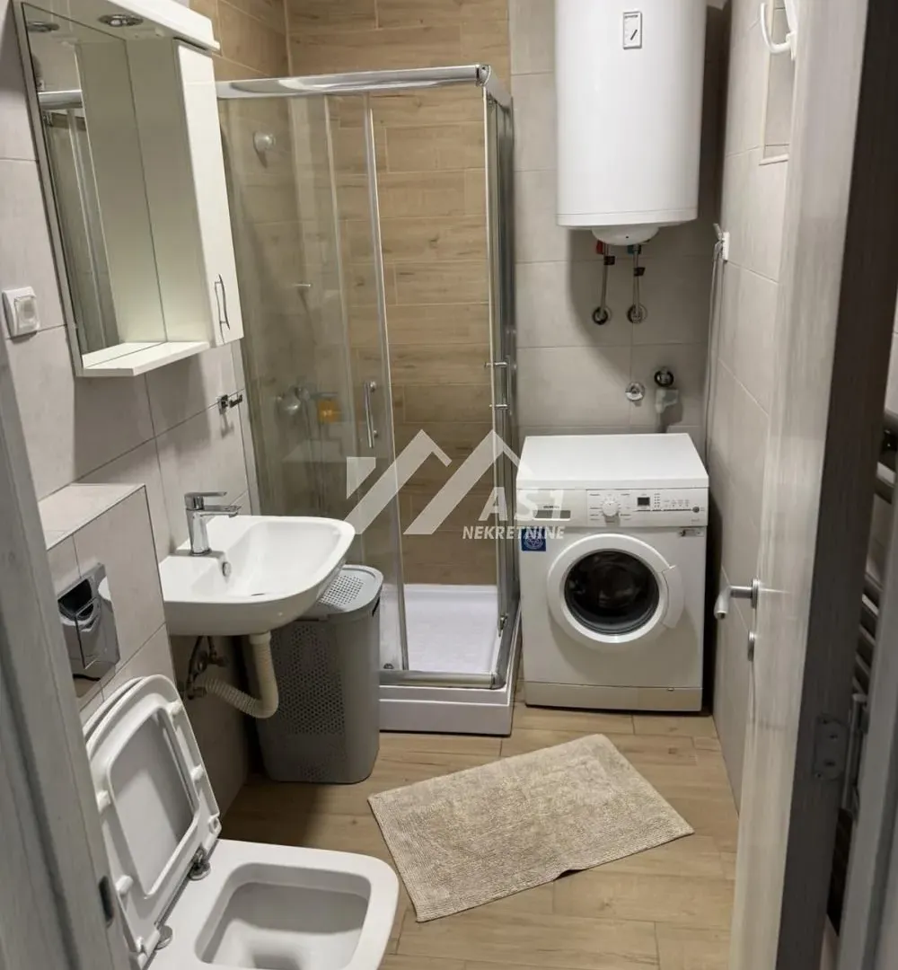 Izdavanje, stan, 27m², Telep, Novi Sad Sve Podlokacije