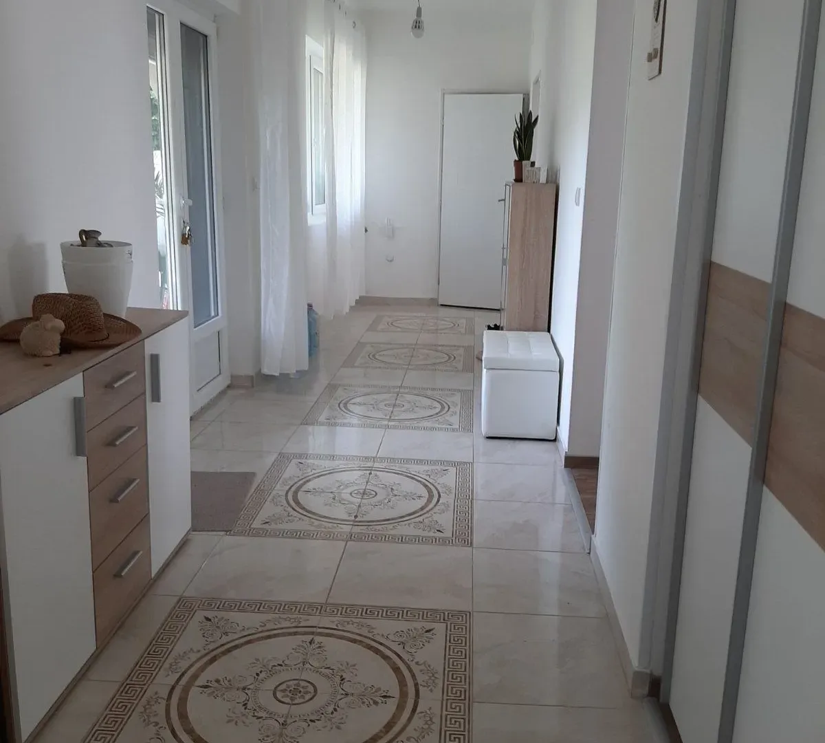 Prodaja, kuća, 473m², Voždovac Sve Podlokacije, Beograd