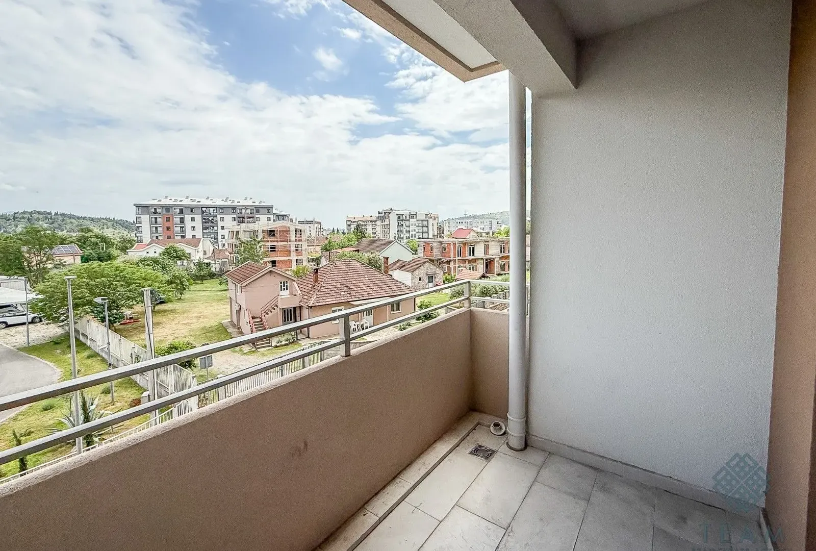 Rent, office space, 69m², Central Point, Podgorica